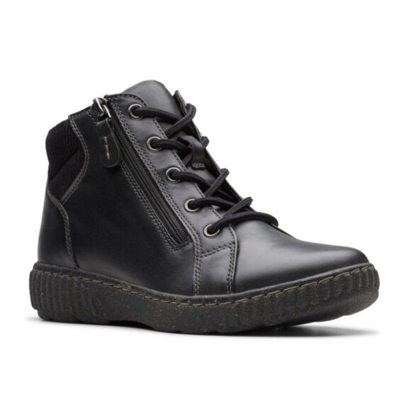 Clarks Womens Caroline Park Flat Heel Chelsea Boots - Picture 1 of 3